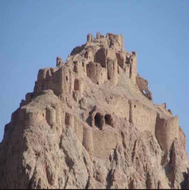 قلعه باستانی ظهیرالدین بیاضه .تاریخ بیابانک .محمد رضا فاضلی .گرگ ومیش .قلعه دختر در بشرویه خراسان